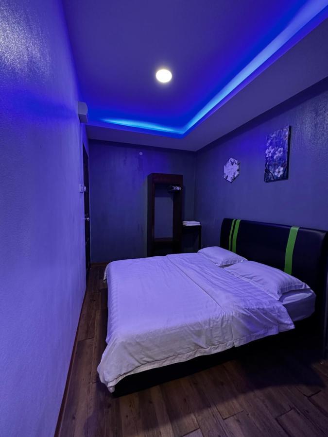 Cow B Homestay Semporna Exterior photo